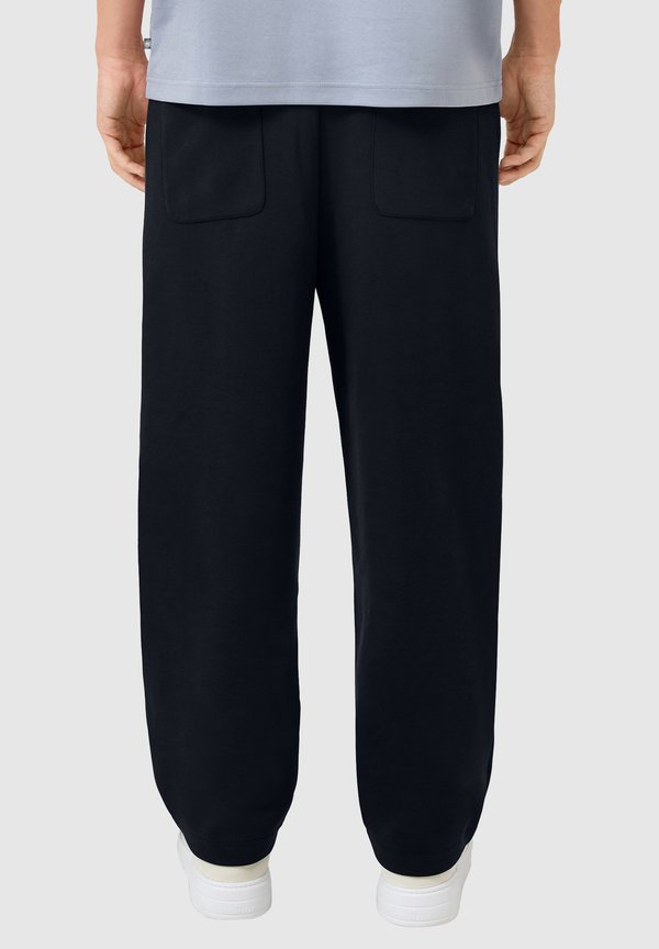 QS JOGGER IM LOOSE FIT