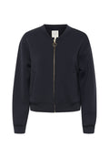 Marineblaue Sweatshirt aus weichem Material mit einem Reißverschluss vorne und einem goldenen Reißverschluss, zwei seitlichen Taschen sowie gerippten Bündchen und Saum.