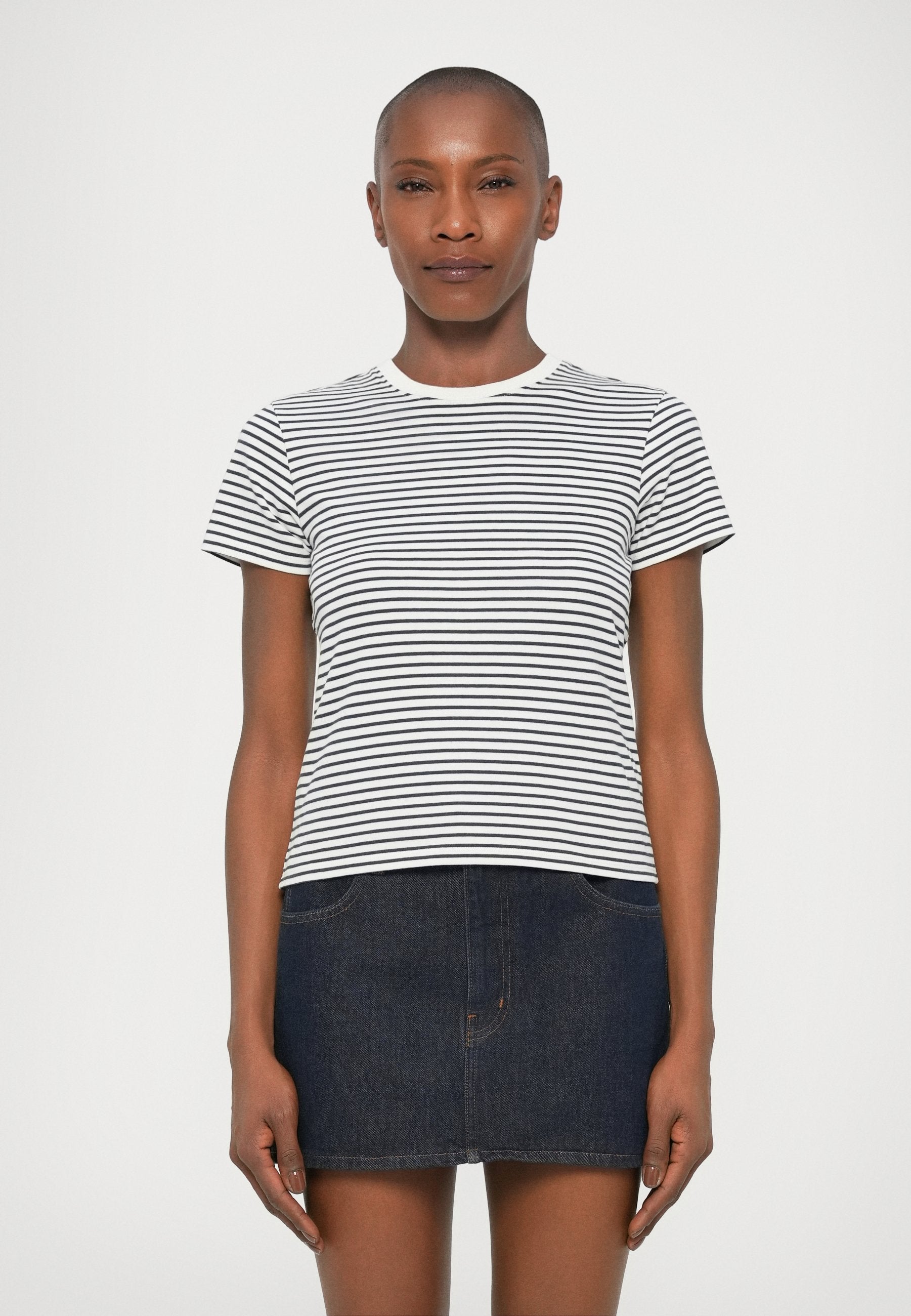 FRAME THE BABY TEE