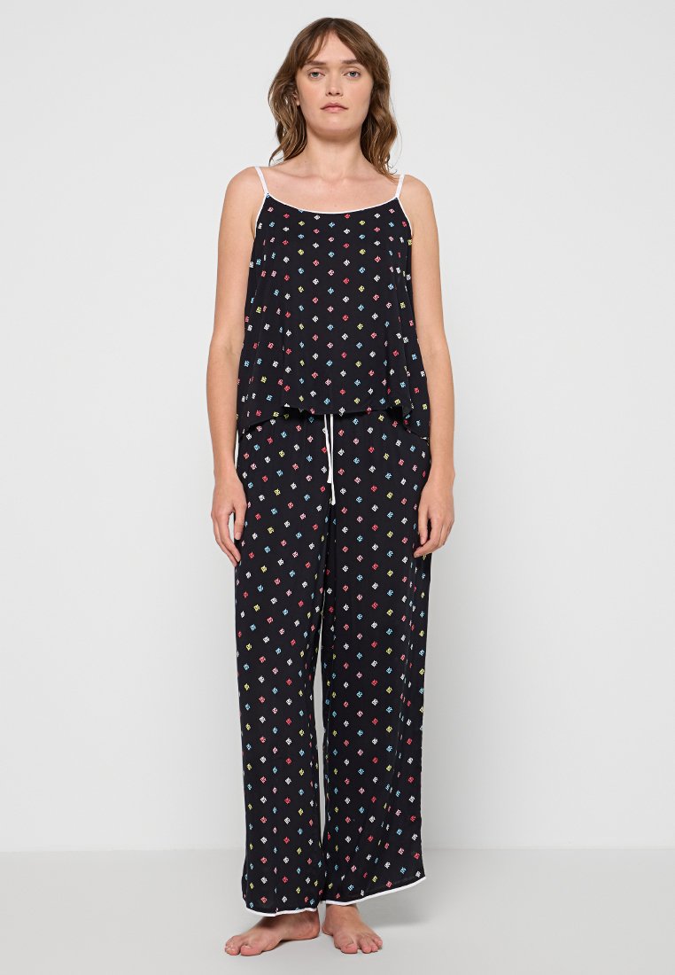DKNY Loungewear Nachtwäsche Set Media 1