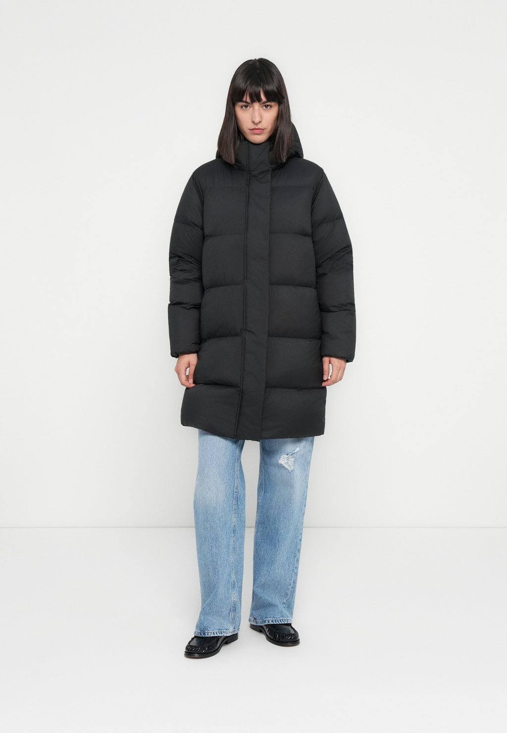 MODERN COAT Media 3