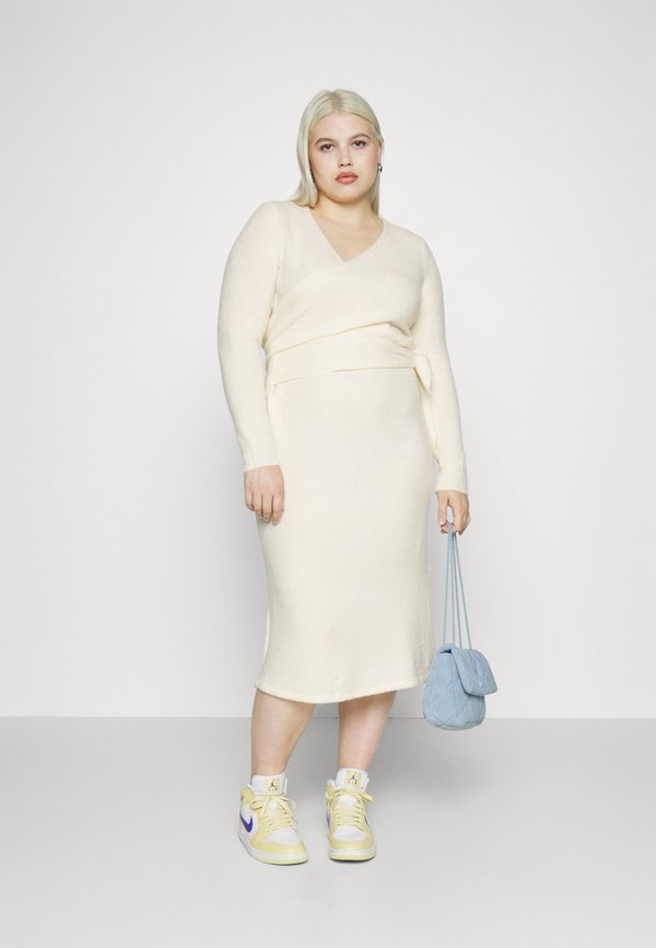 EVOKED VILA VIEMMA DRESS