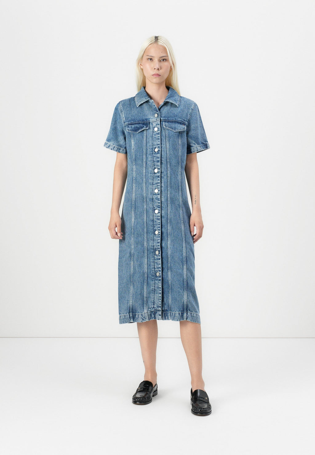 SHIRT DRESS Media 3