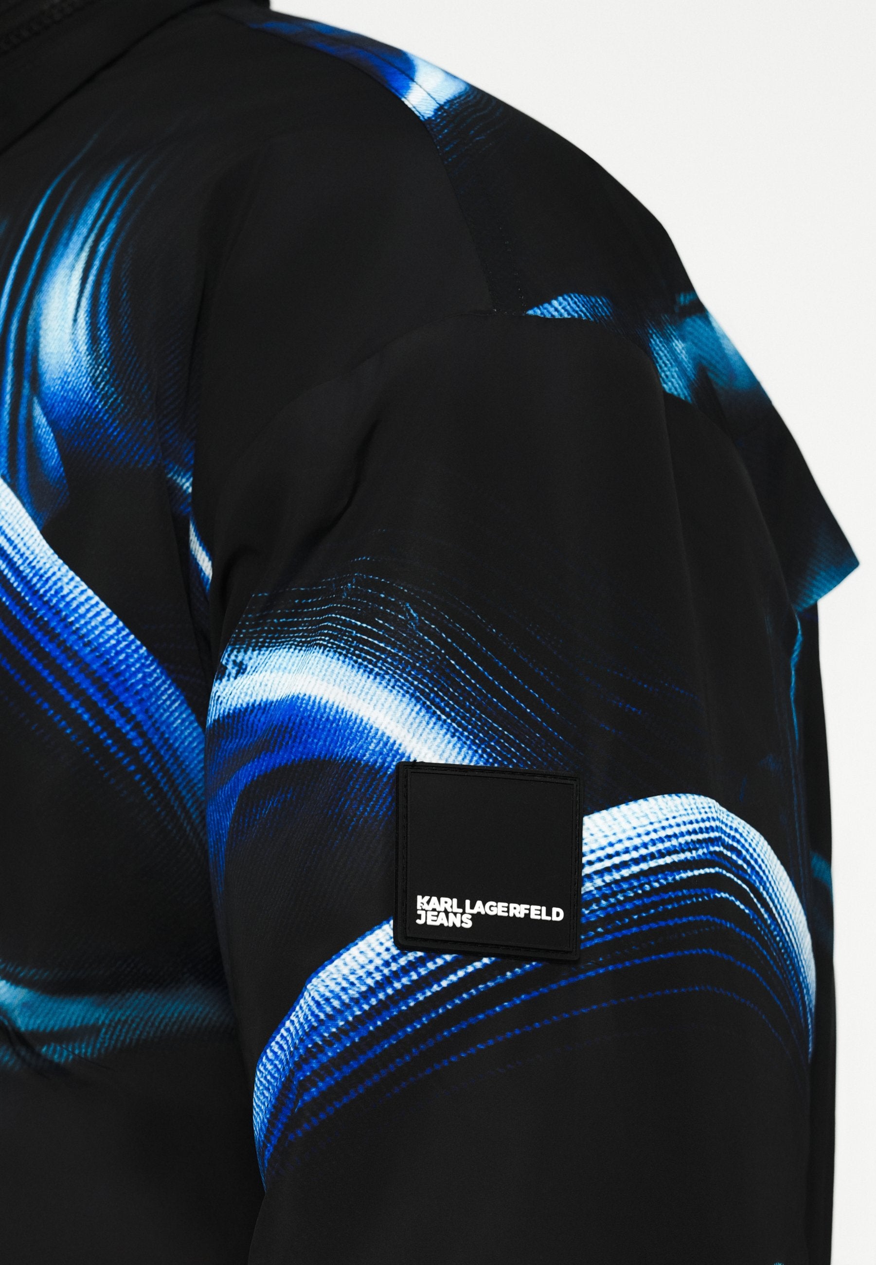 Karl Lagerfeld Jeans Winterjacke Media 6