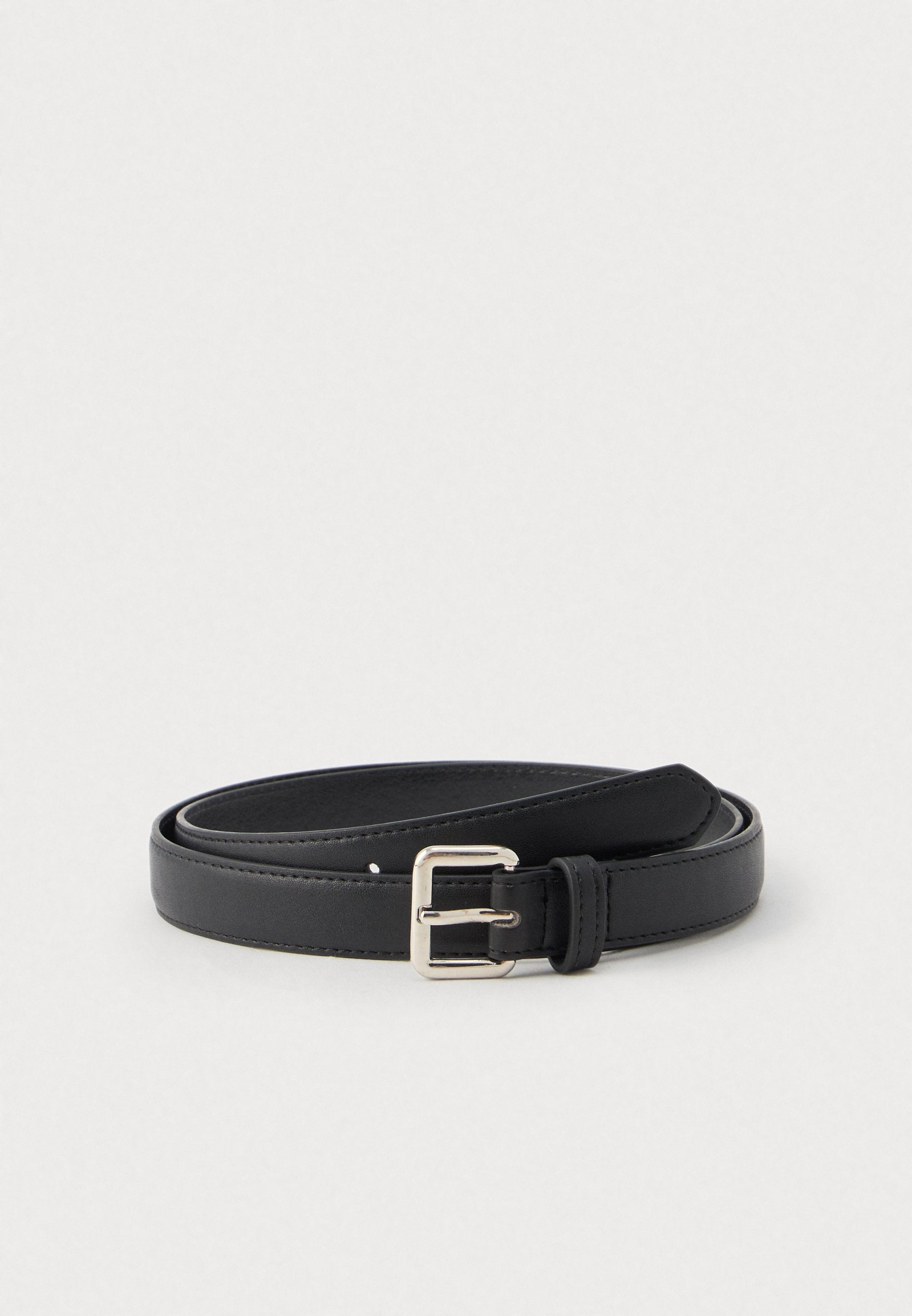 Pier One UNISEX