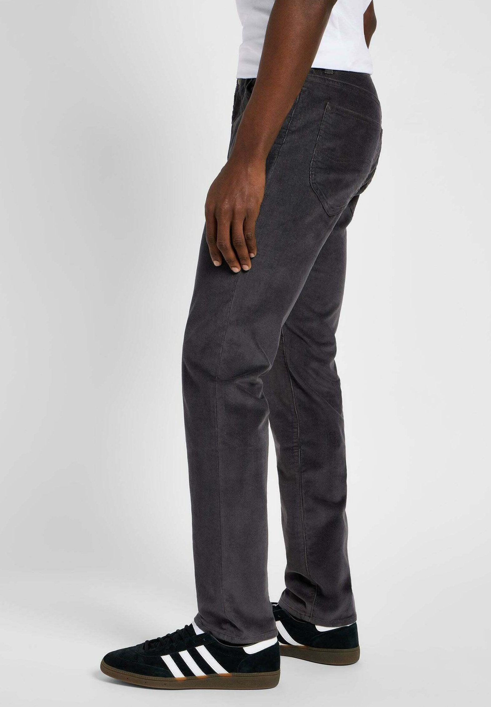 Lee SLIM FIT