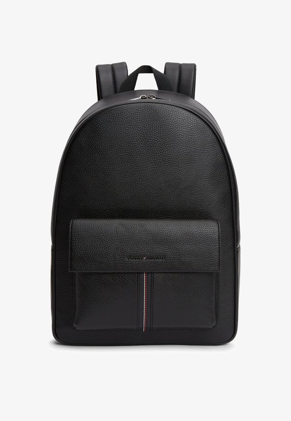 Tommy Hilfiger FLAP POCKET PEBBLE GRAIN DOME BACKPACK - Rucksack - black