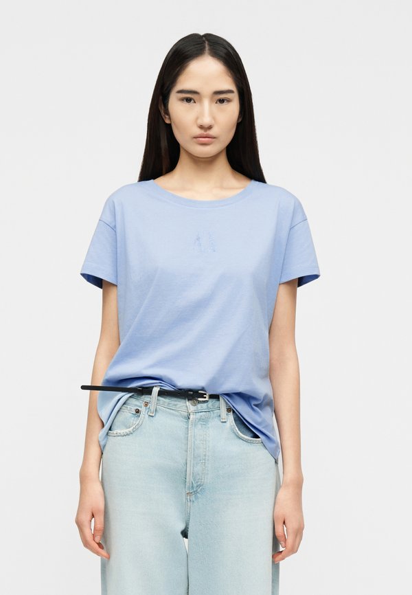 Armani Exchange
