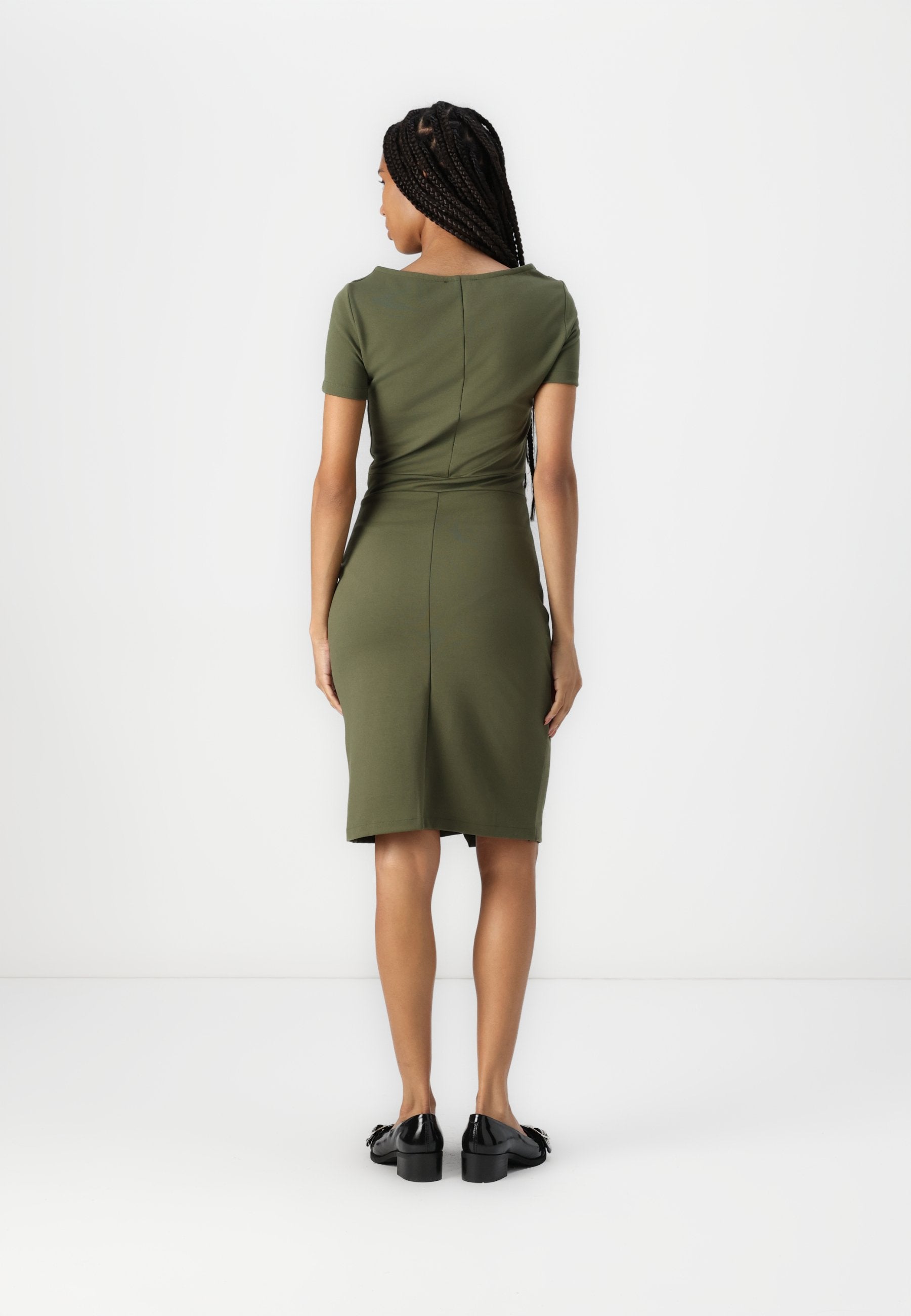 Anna Field PLEATED SKIRT FITTED CAP SLEEVES MIDI DRESS