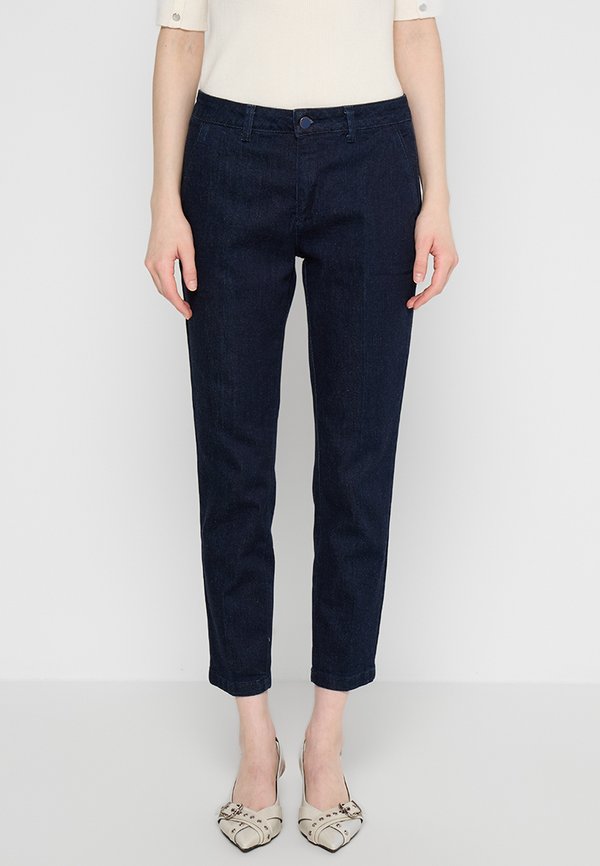 Sisley SLIM FIT