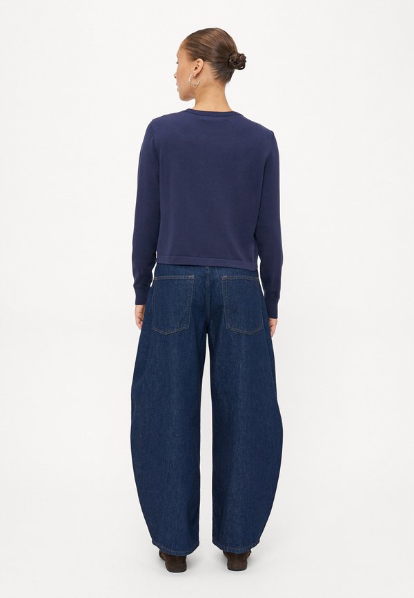Vero Moda Petite VMSILJE O NECK SHORT