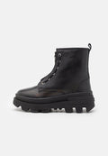 LEATHER UNISEX Media 1