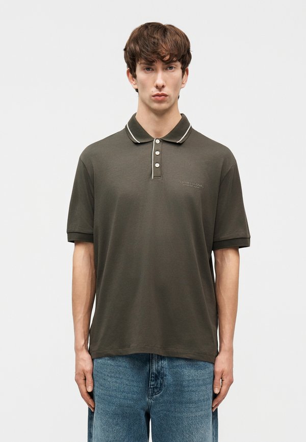 Armani Exchange