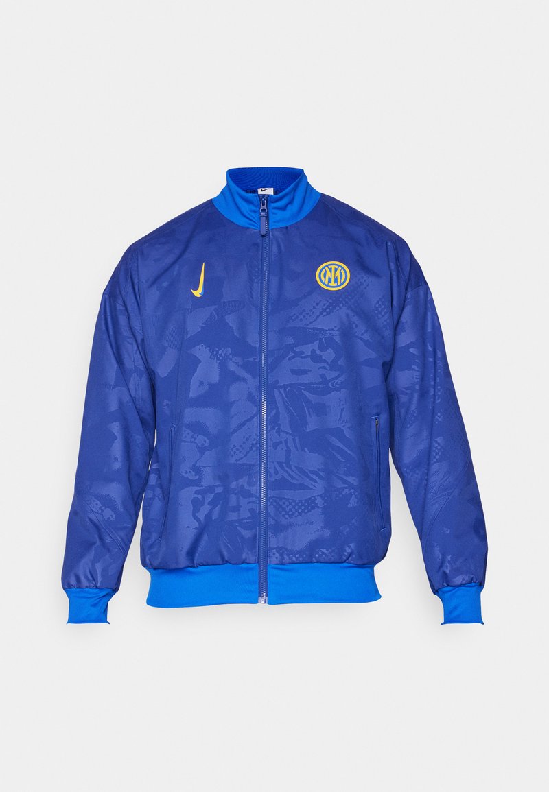 Blauer Bomberjacke mit glänzender, strukturierter Oberfläche. Verfügt über einen hohen Kragen, einen Reißverschluss und gelbe Akzente, darunter ein Logo und einen Schwung.
