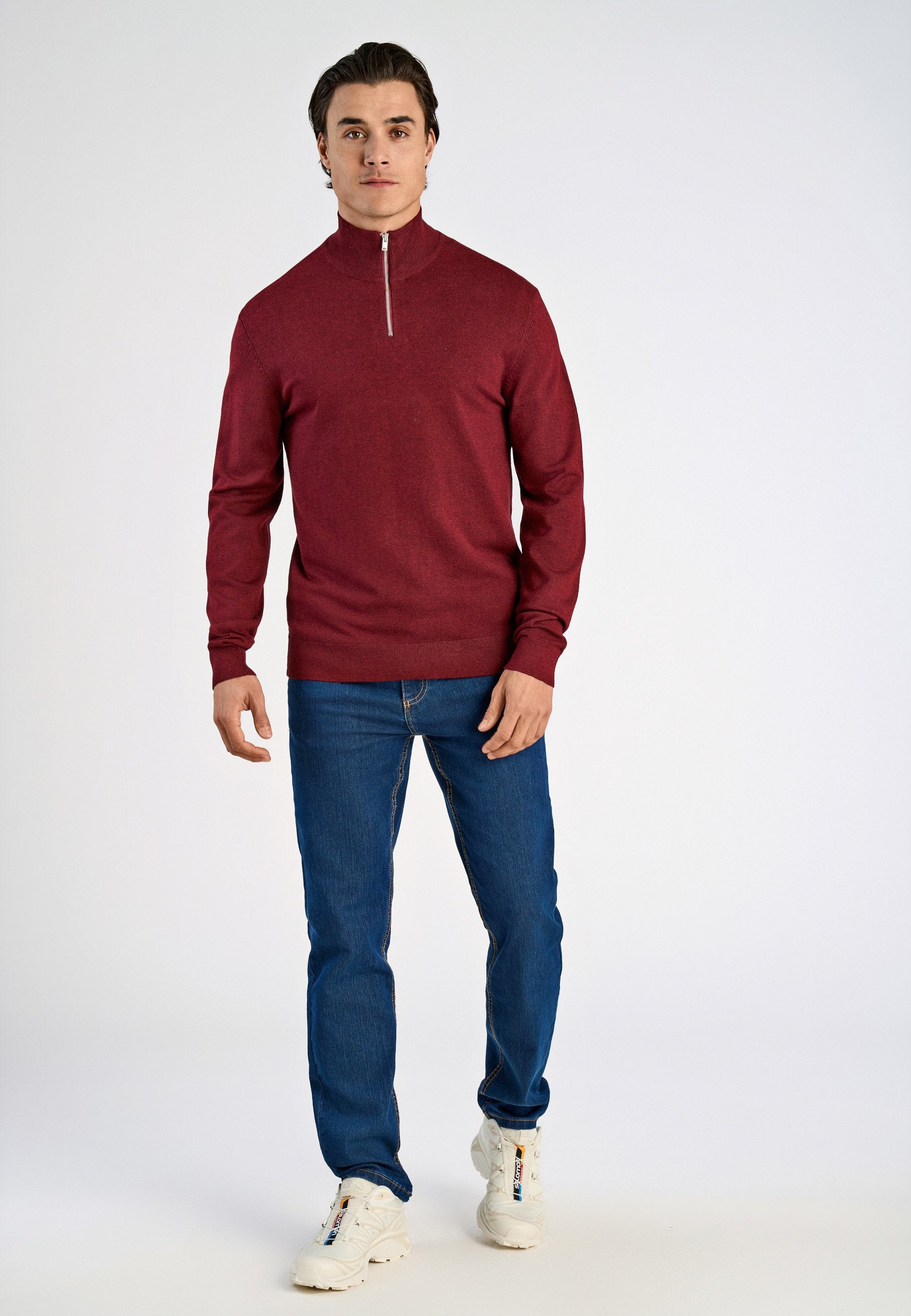 ECOVERO HALF ZIP Media 2