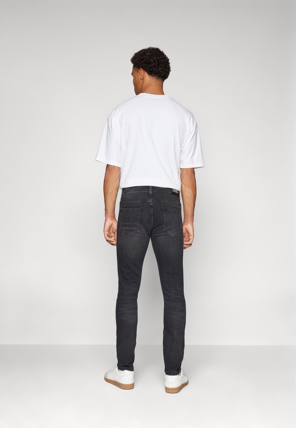 KARL LAGERFELD Jeans Slim Fit Media 4