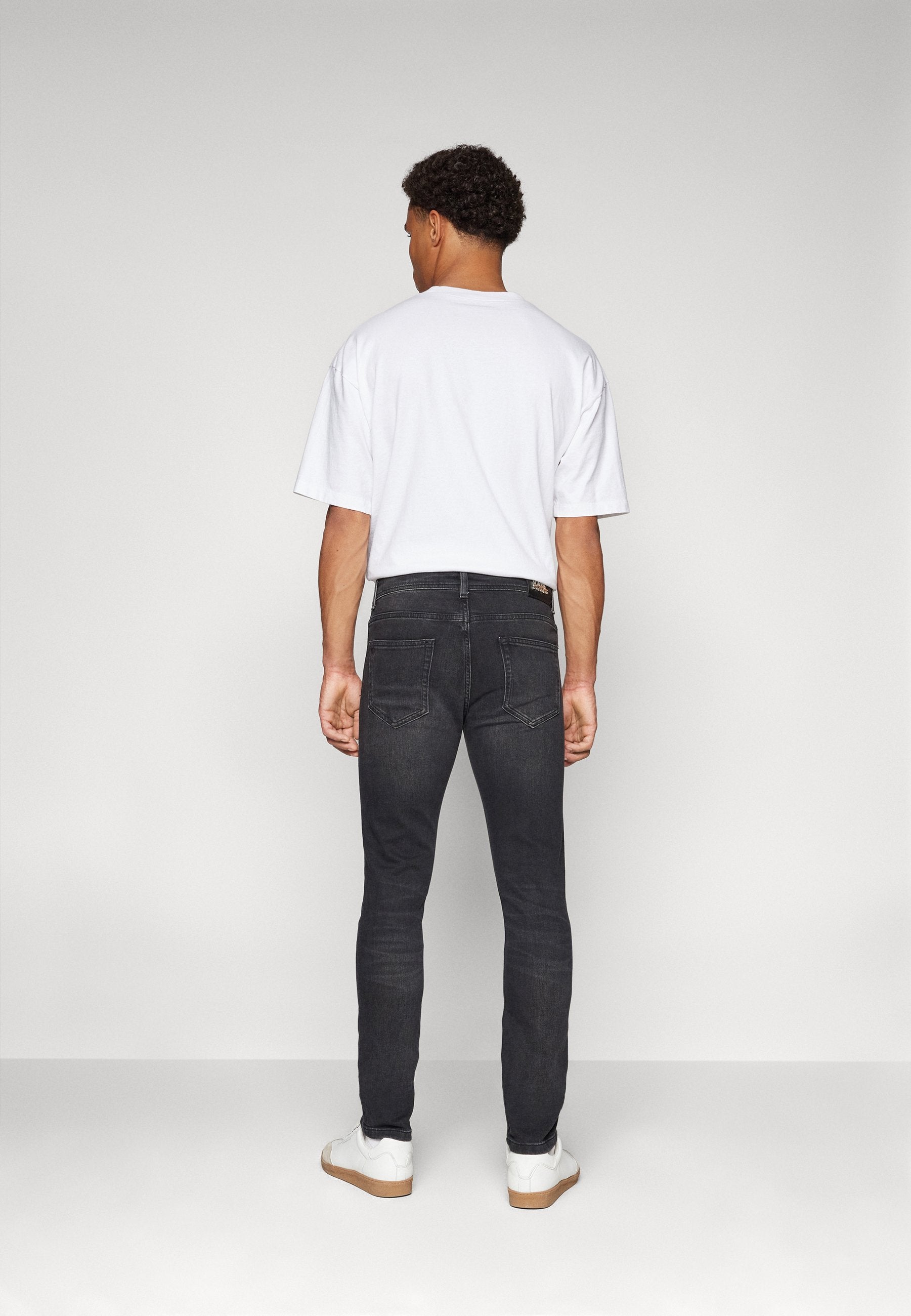KARL LAGERFELD Jeans Slim Fit Media 4