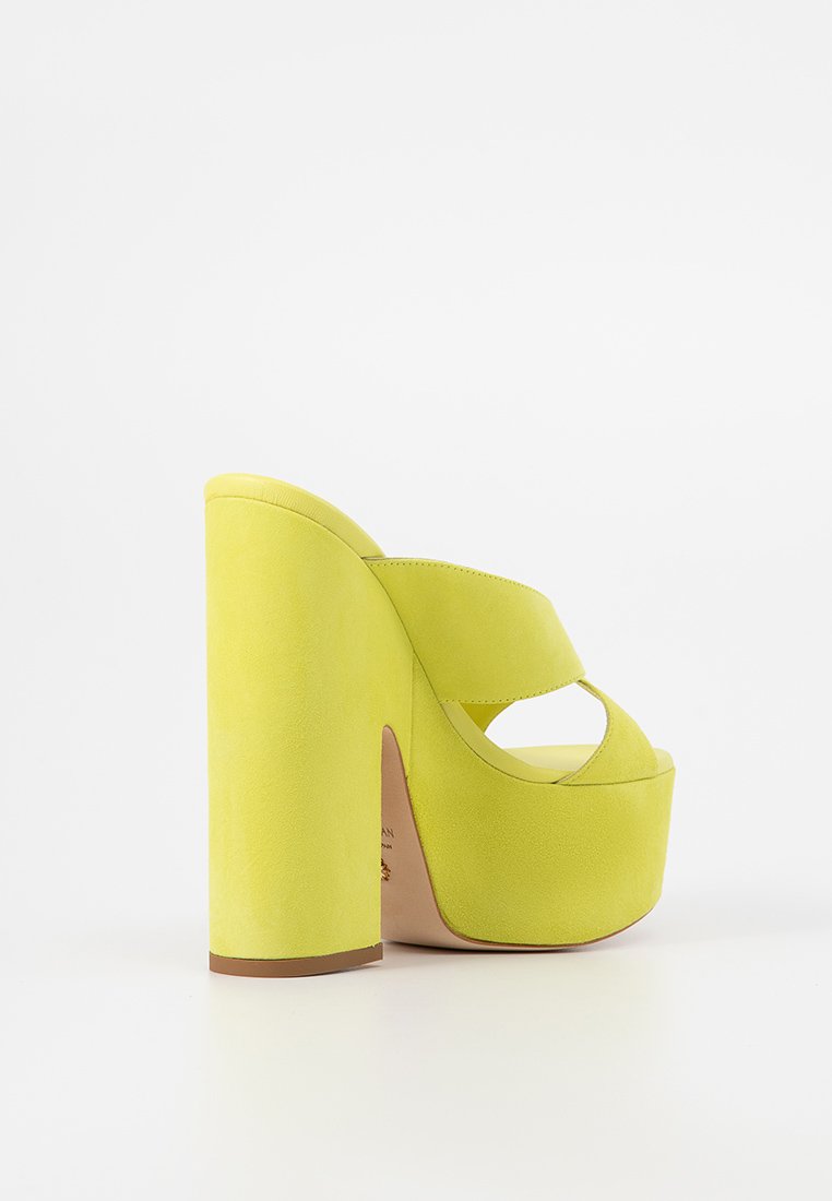 Stuart Weitzman MIAMI SOHI 145