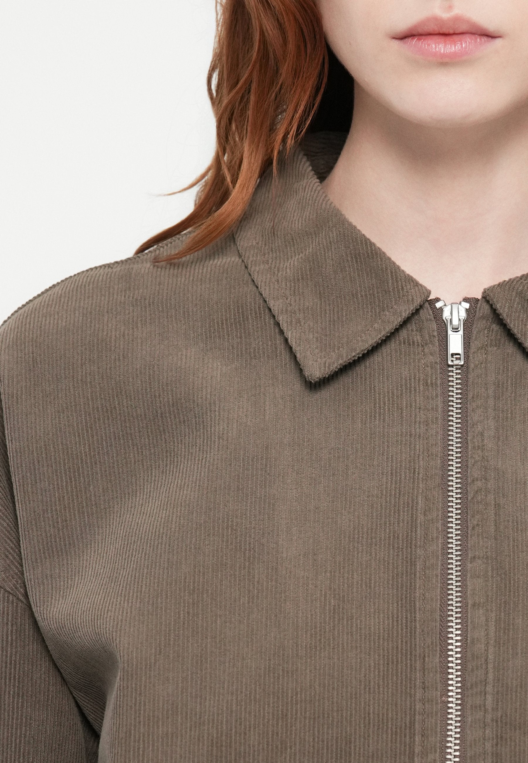 ONLMOXIE CORD BOMBER Media 6