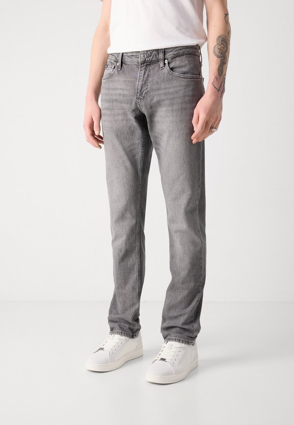 Calvin Klein Jeans