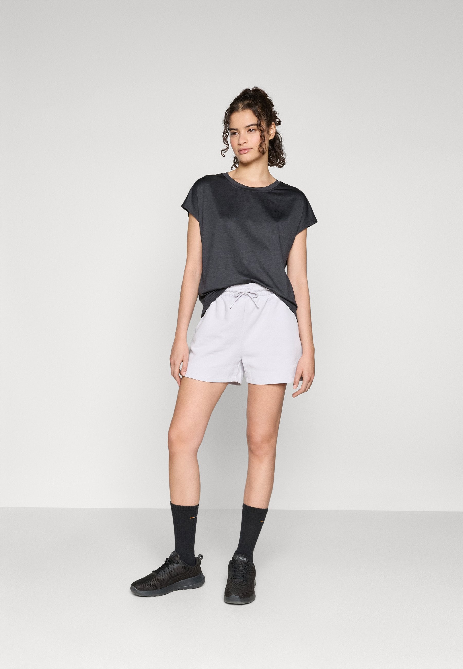 ONLY Play ONPAUB-CORE LIFE ON SS LOOSE BAT TEE