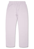 Helllila Jogginghose aus weichem Material, mit einem elastischen Bund, zwei Eingrifftaschen und einem kleinen gedruckten Logo am Bein.