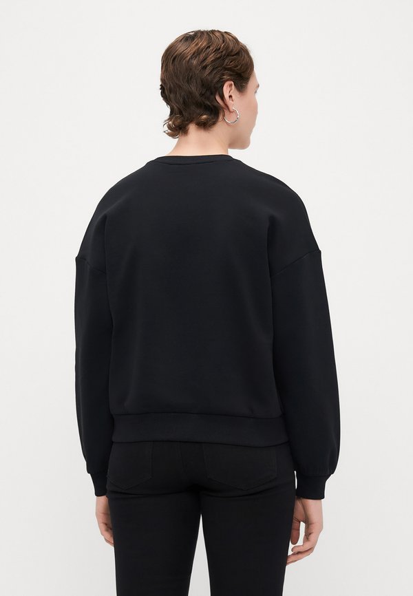 ONLY Tall ONLLALLY O NECK