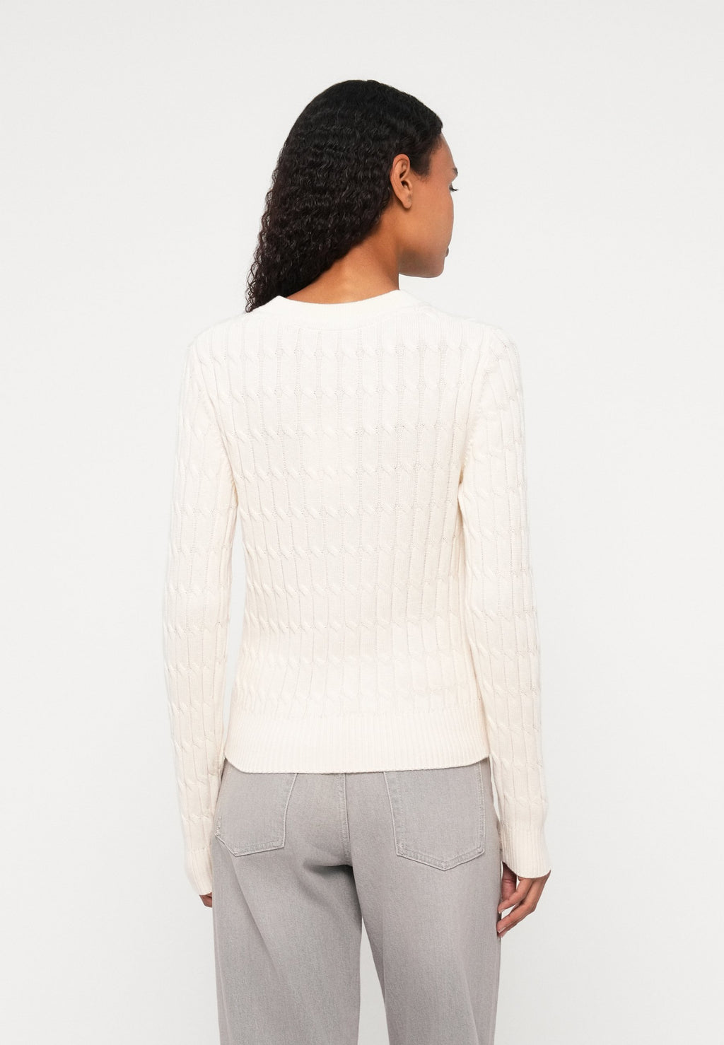CABLE KNIT CREW NECK JUMPER Media 4