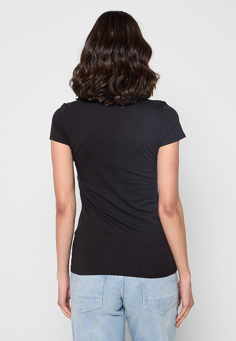 SLIM FIT 2 PACK Media 3