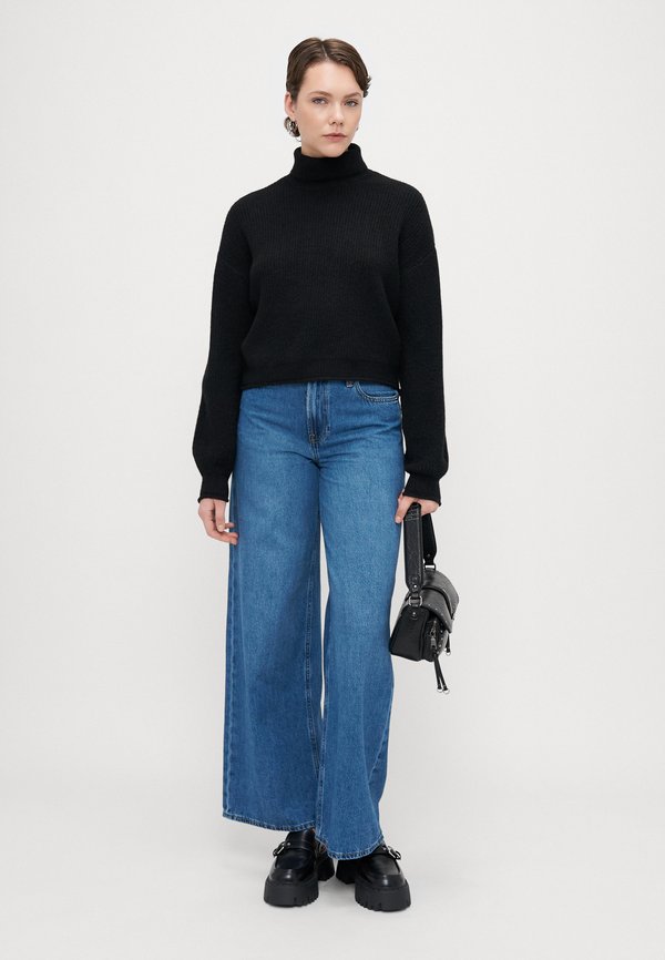 Vero Moda Tall VMYVONNE ROLLNECK ROLLEDGE