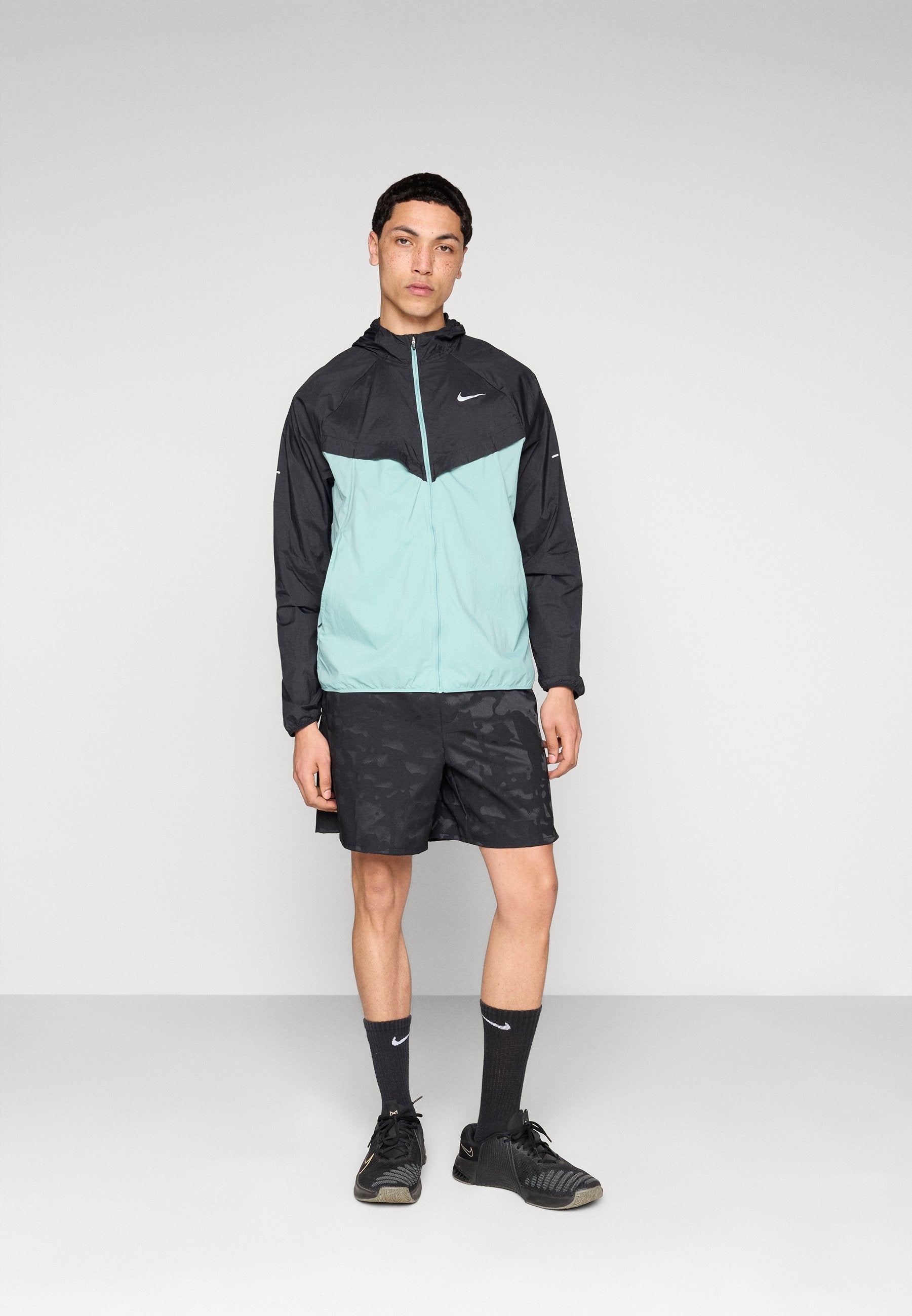 Nike Performance STRIDE