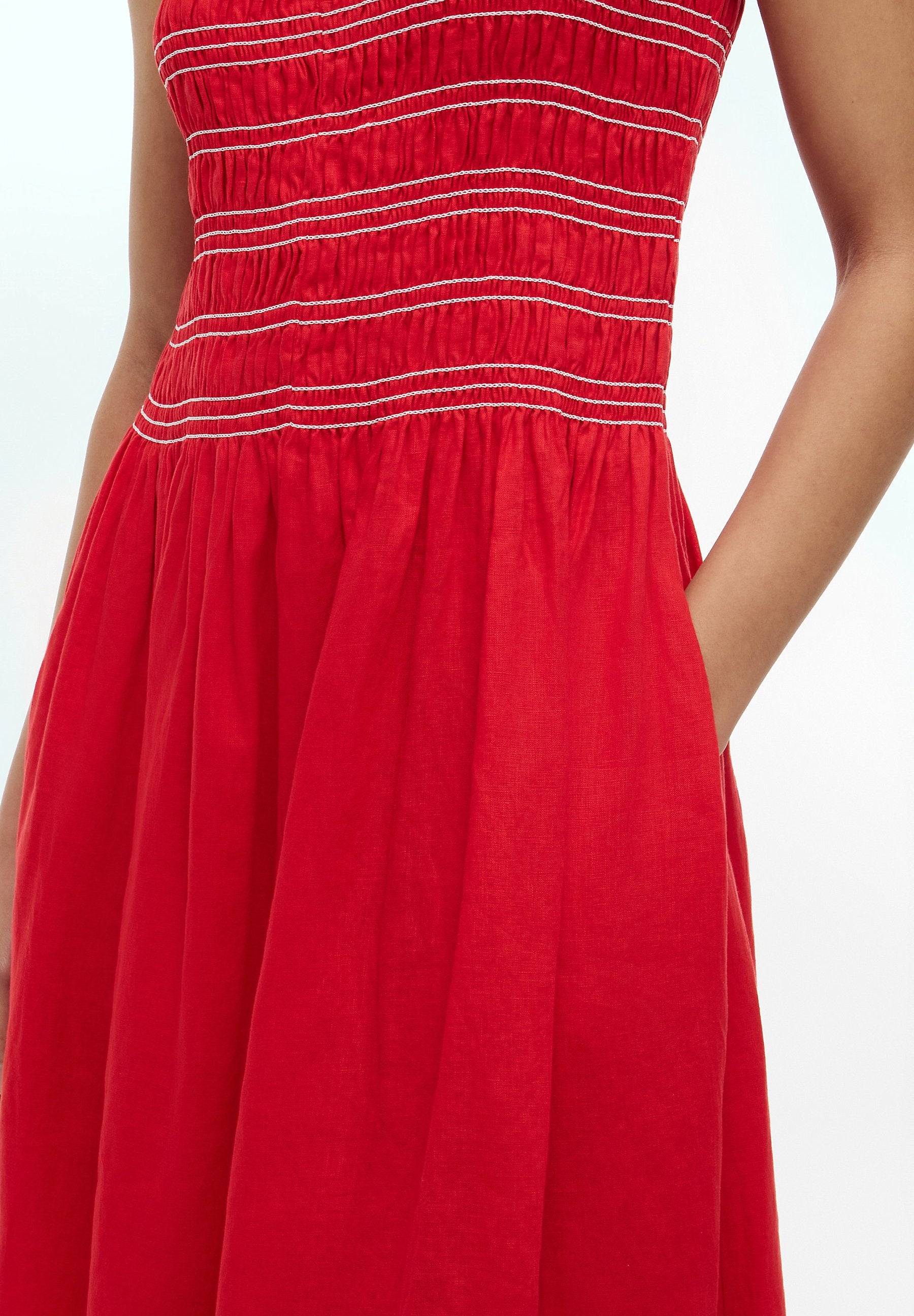 PURE LINEN SMOCK SLEEVELESS MIDI DRESS Media 5