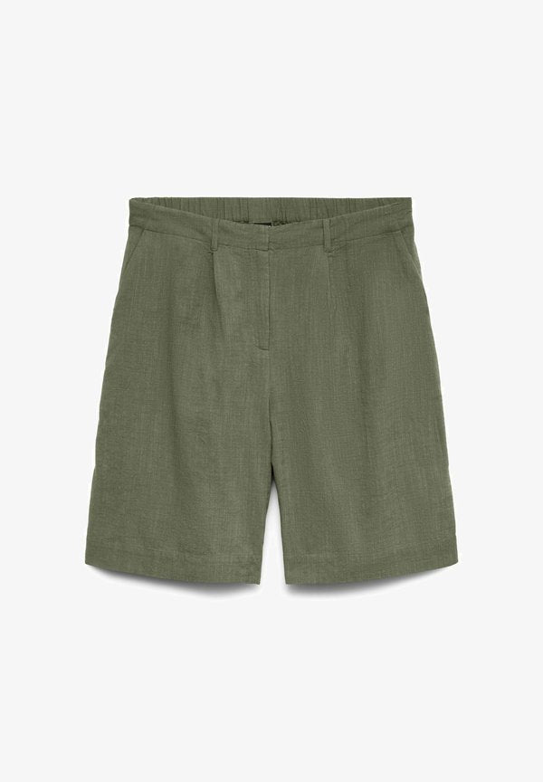 Vero Moda VMCAIA BERMUDA WVN NOOS - Shorts - deep lichen green