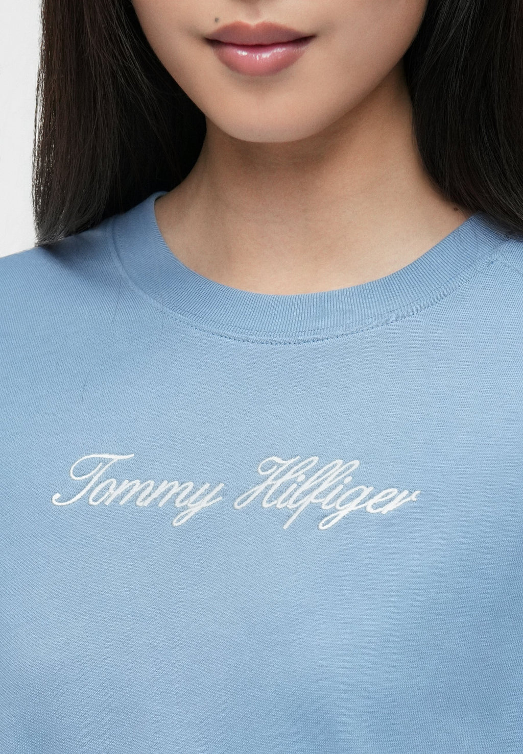 GOLD-TONE BUTTON LOGO EMBROIDERY RELAXED T-SHIRT Media 6