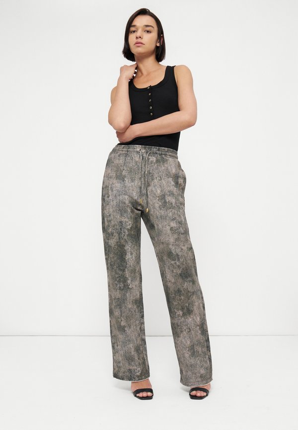 Just Cavalli REGULAR FIT