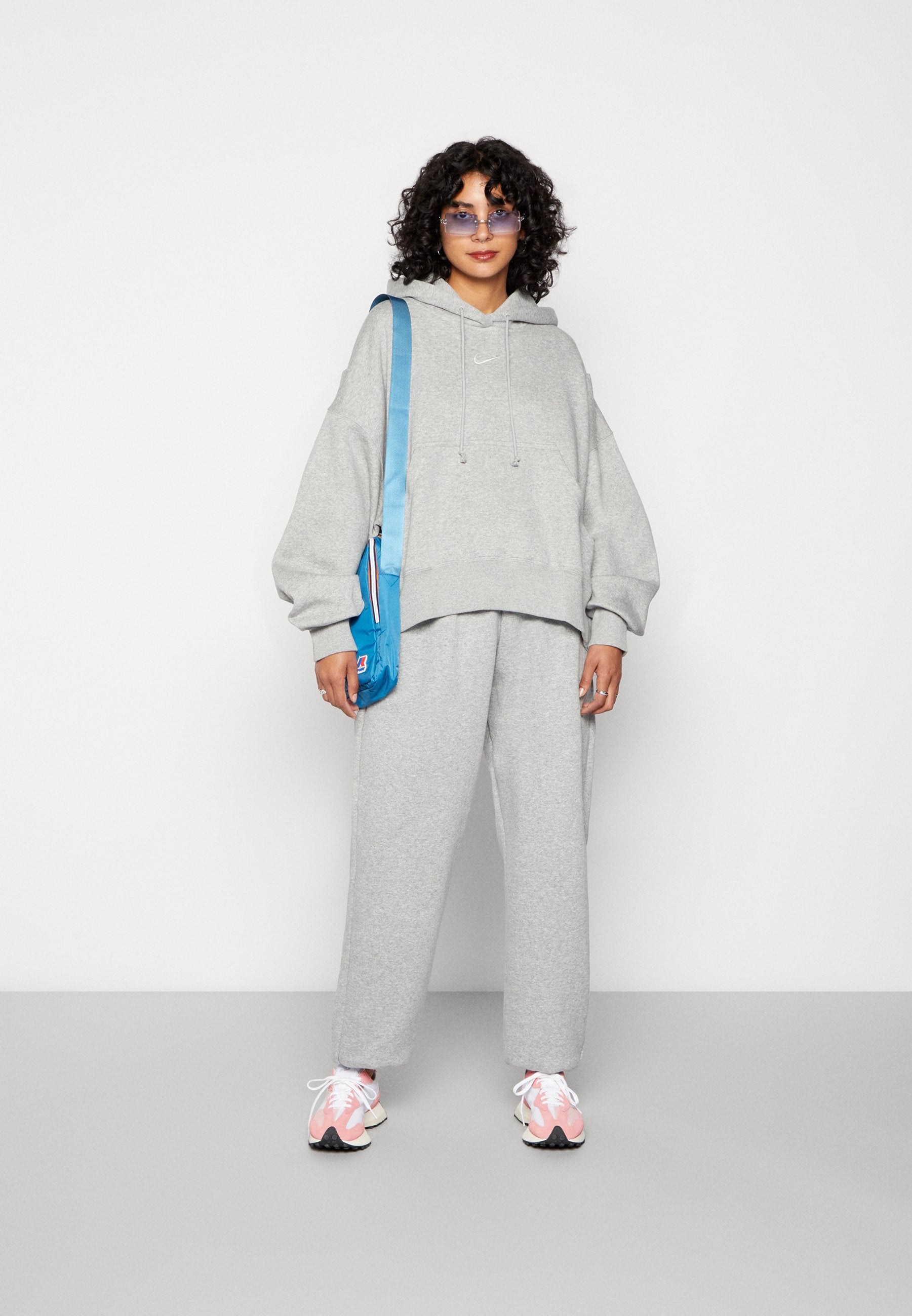Nike Sportswear W PHNX FLC HR OS