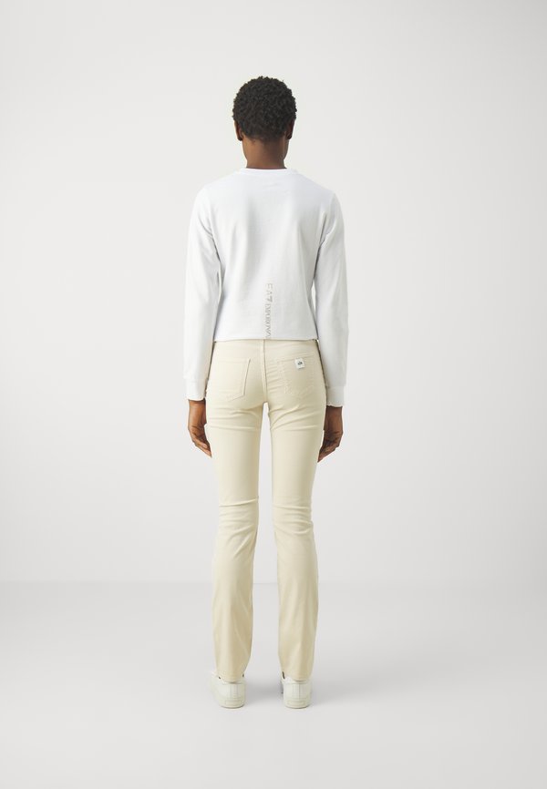 Armani Exchange REGULAR FIT