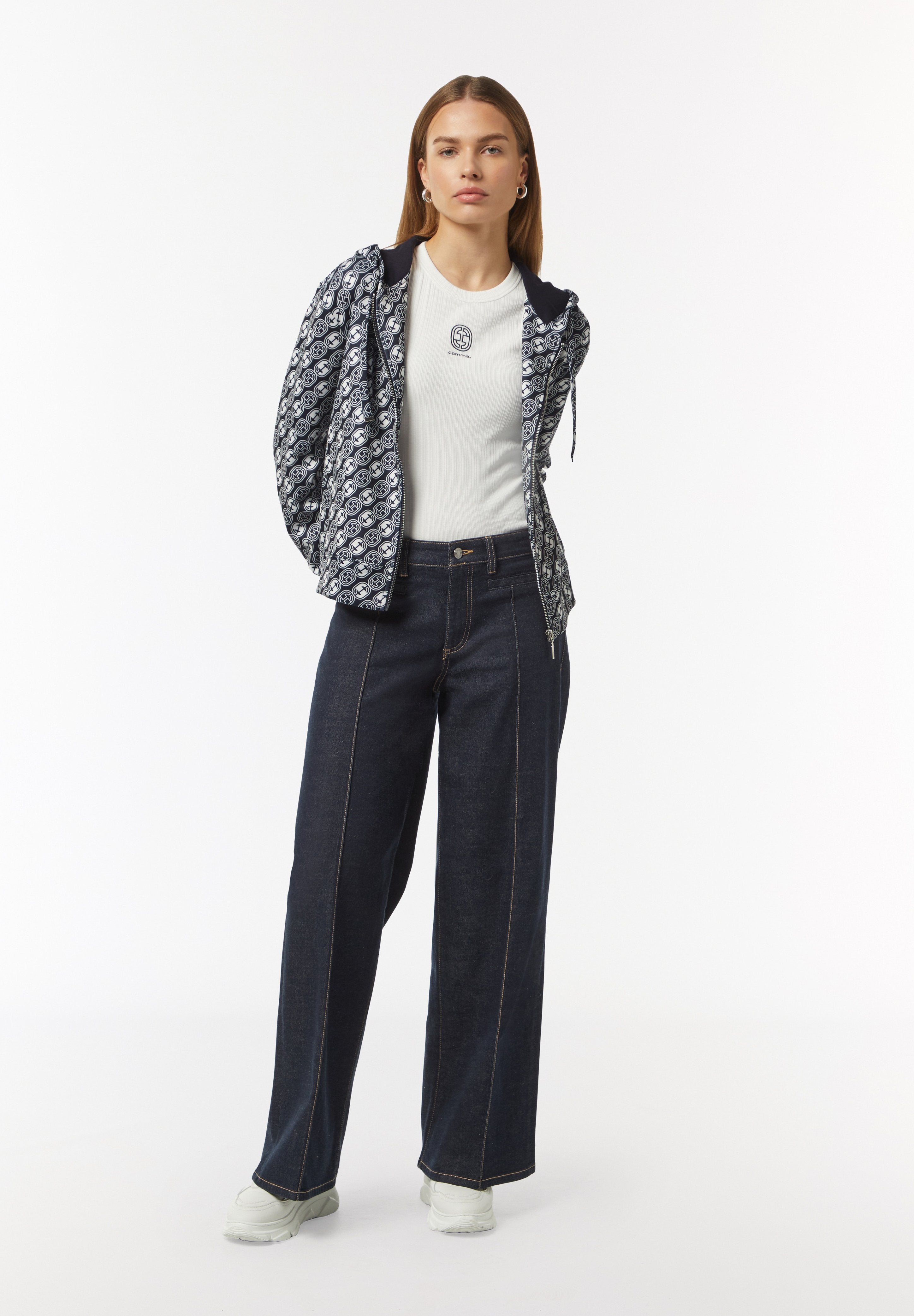 comma Sweatjacke Media 2