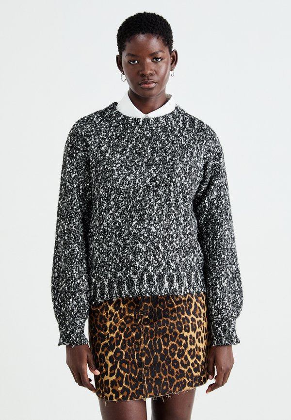ONLY ONLJULIANA O NECK - Jumper - black/birch melange