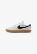 Nike Sportswear STREET COURT LEGACY - Trainers - white