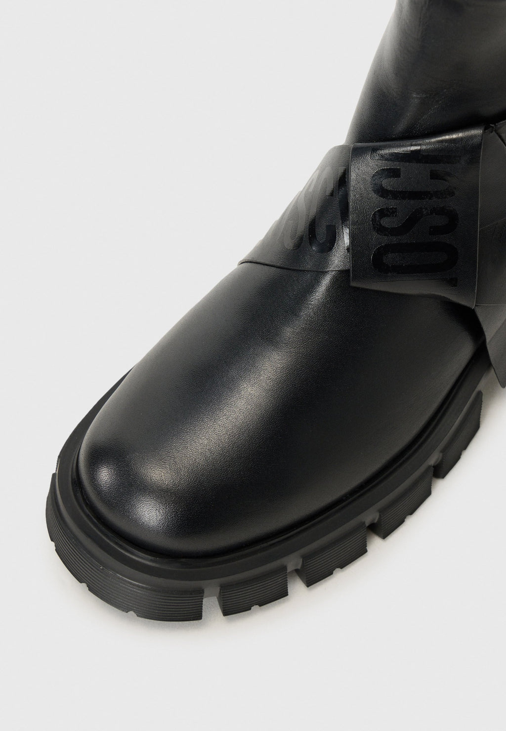 Love Moschino
