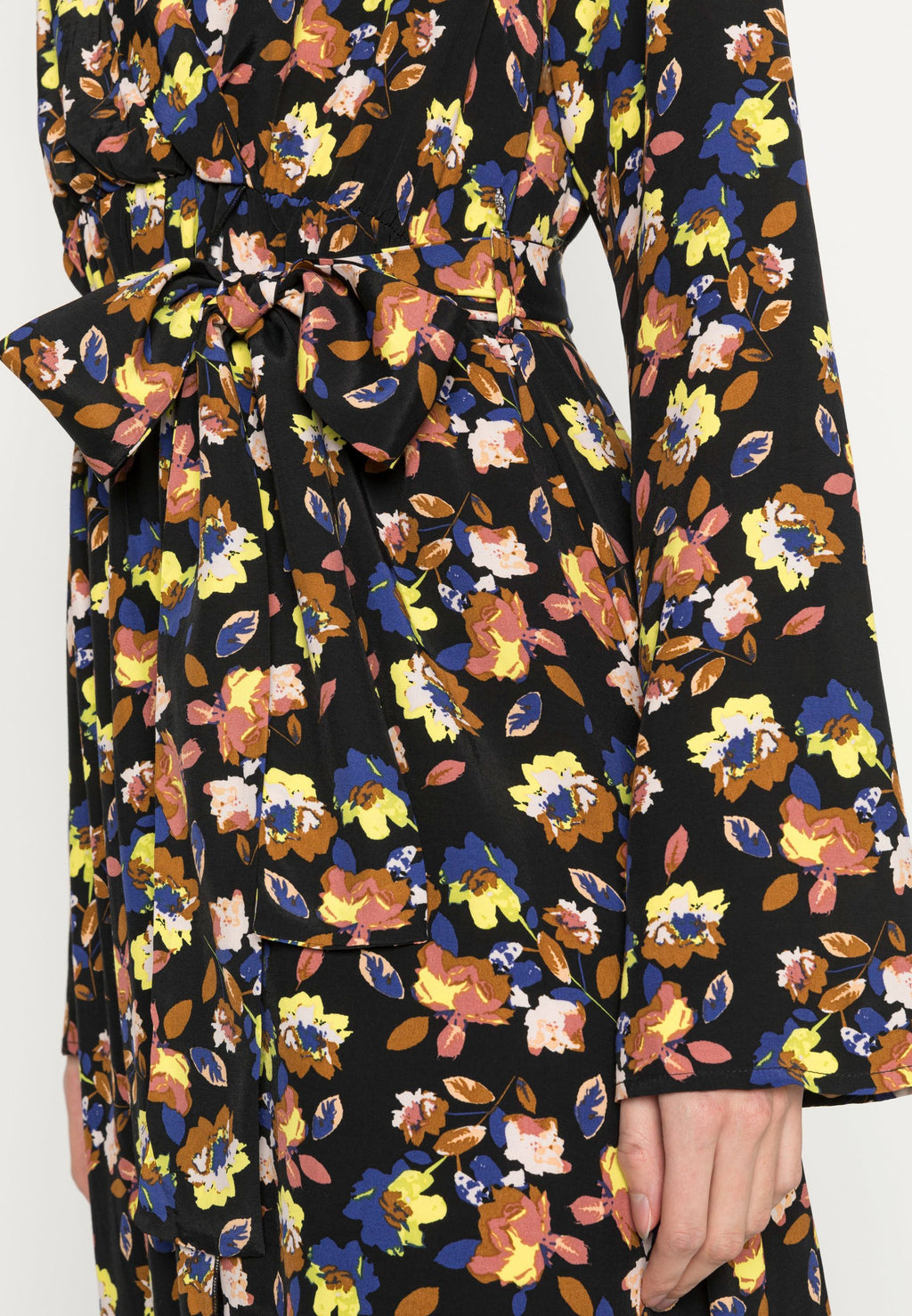 Colourful Rebel VALLY FLOWER COLLAR DRESS