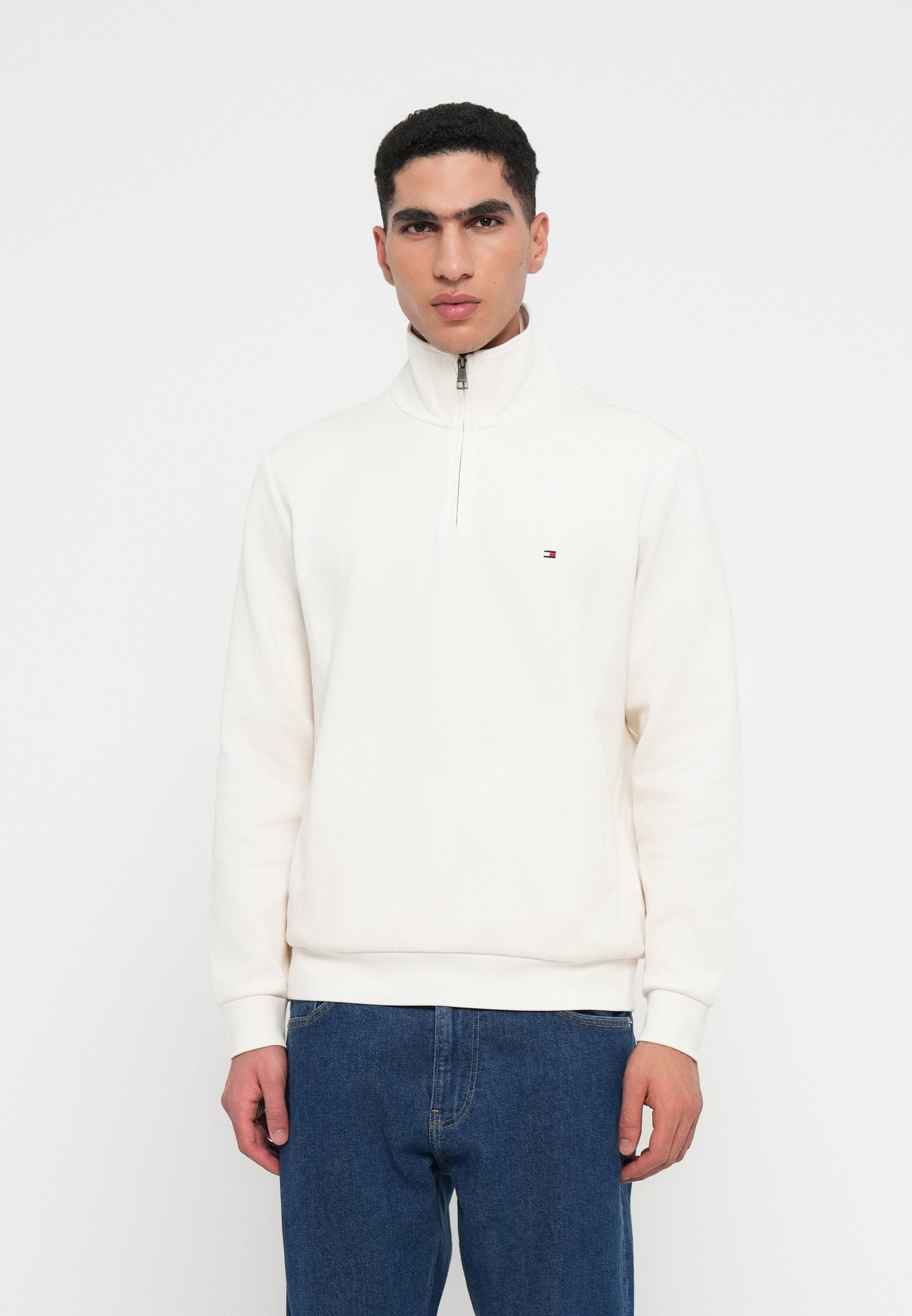 PERFORMANCE QUARTER-ZIP INTECHNO KNIT JUMPER Media 3