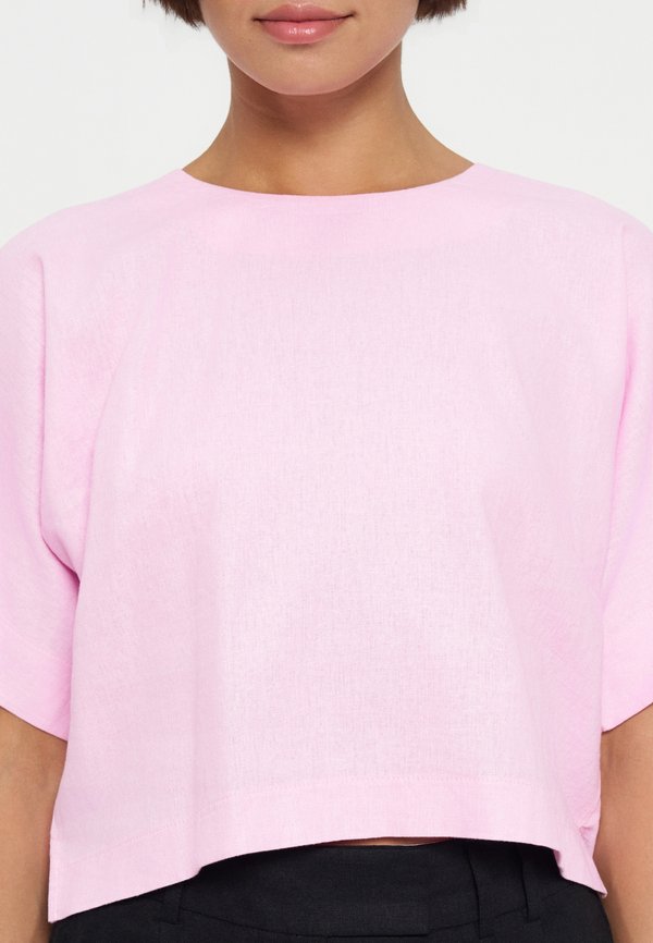 DKNY