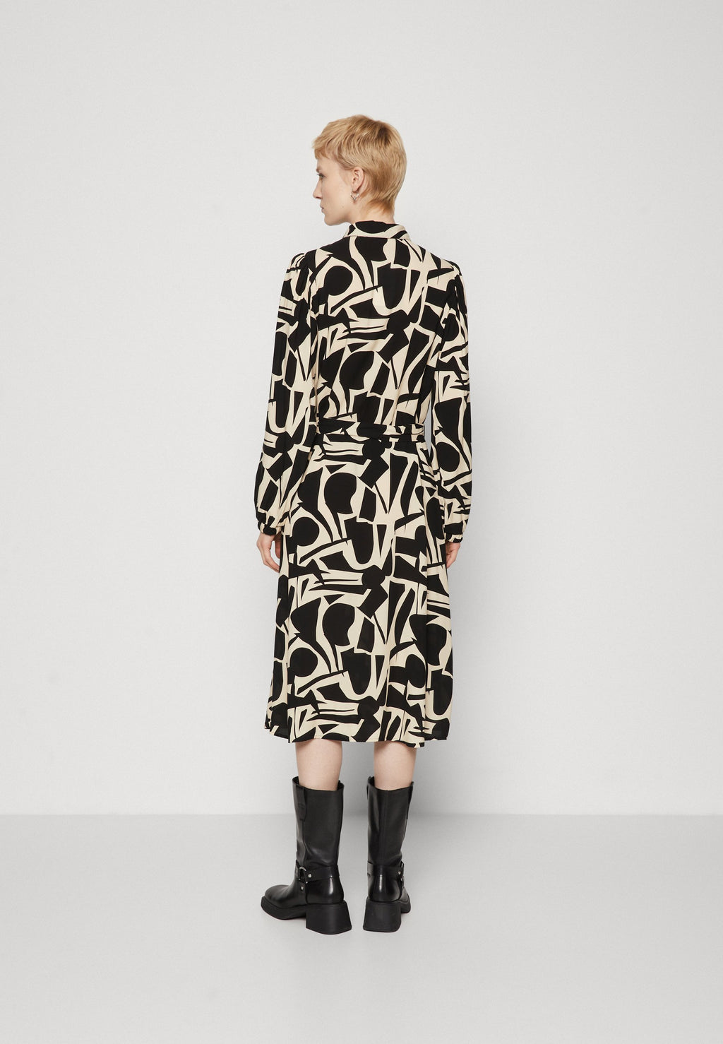 ONLHALIA LIFE MIDI BELT DRESS Media 4