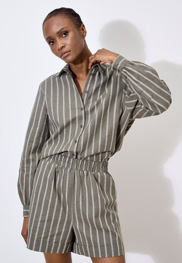 Apricot  STRIPED