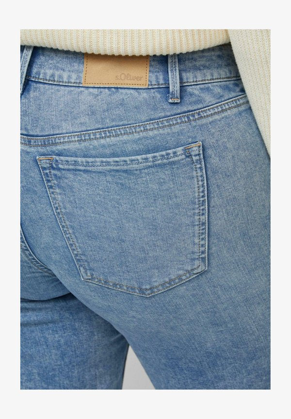 s.Oliver Relaxed fit jeans - blau