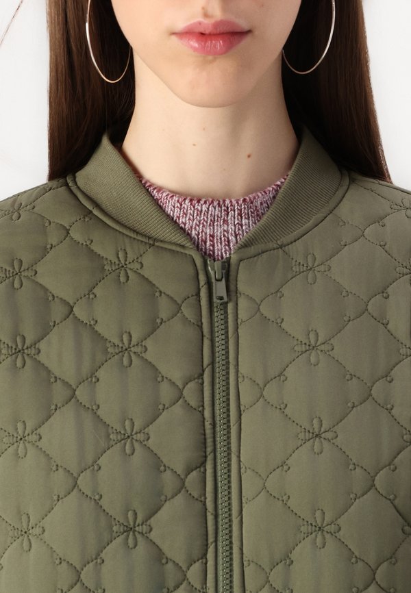Vero Moda VMALLY QUILTED LONG JACKET