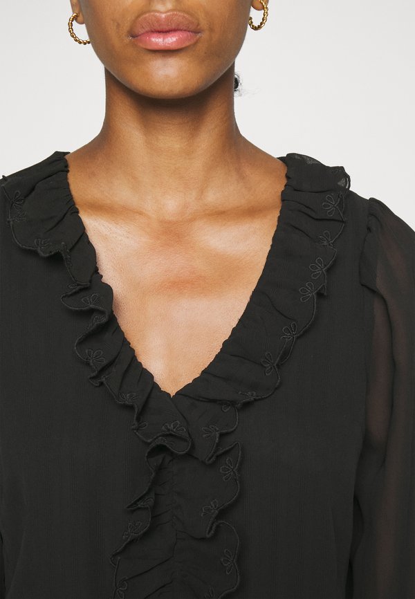 Vero Moda Tall VMNOLA V NECK SHORT DRESS