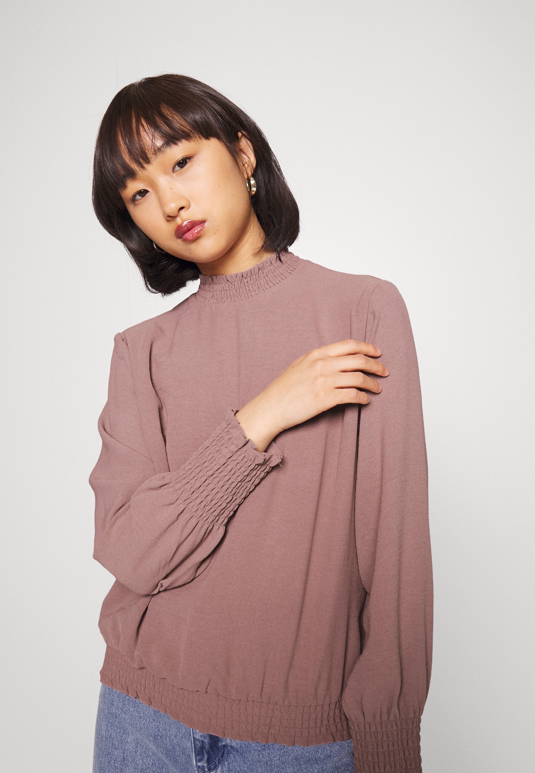 ONLY Petite ONLMETTE INGA HIGH NECKSMOCK